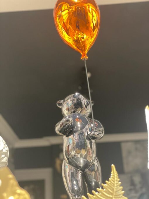 Reflective Balloon Bearer Sculpture - Image 4