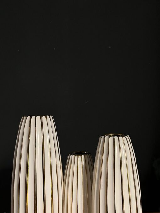 Gold and white vase set(3pcs) - Image 3